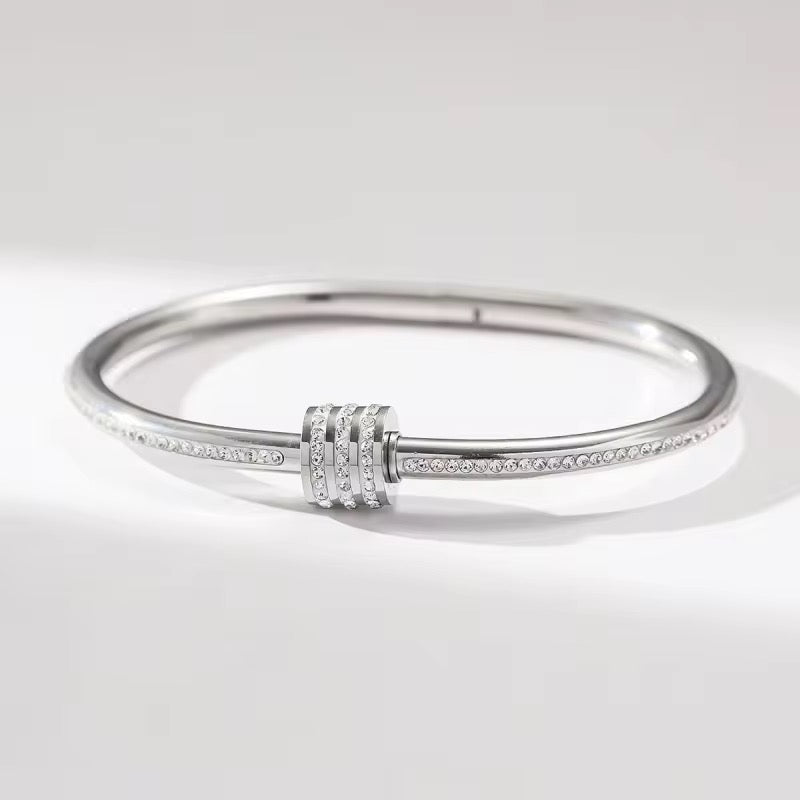 SERENA Bangle - Waterproof ستتوفر قريبا