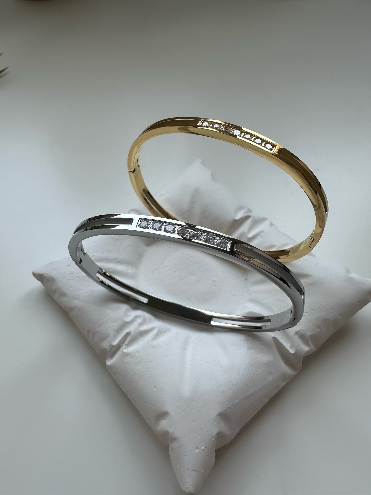 VALENTINA FIXED Bangle - Waterproof - سوارة ڤالنتينا ذهبي