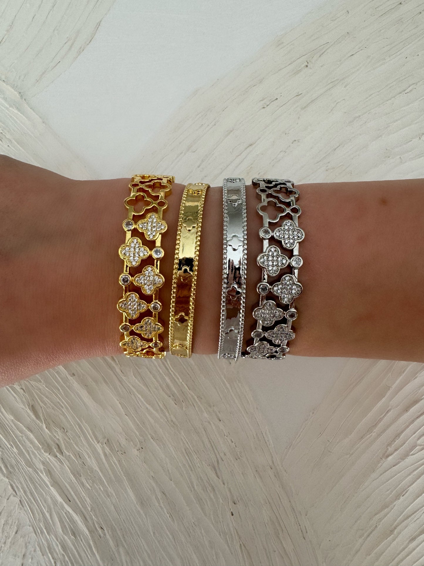 VELVET Cuff Bangle