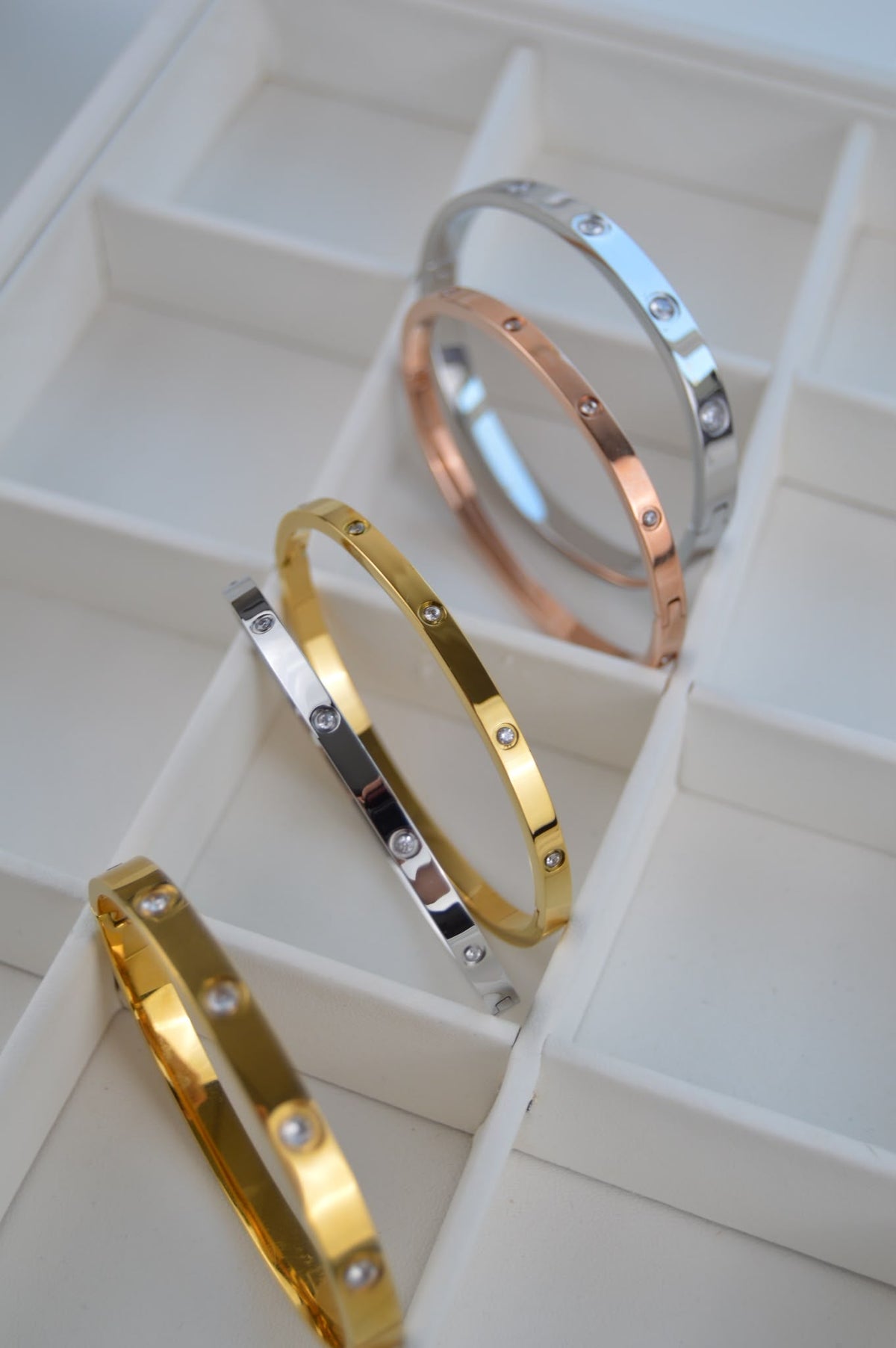 Dhalia Collection