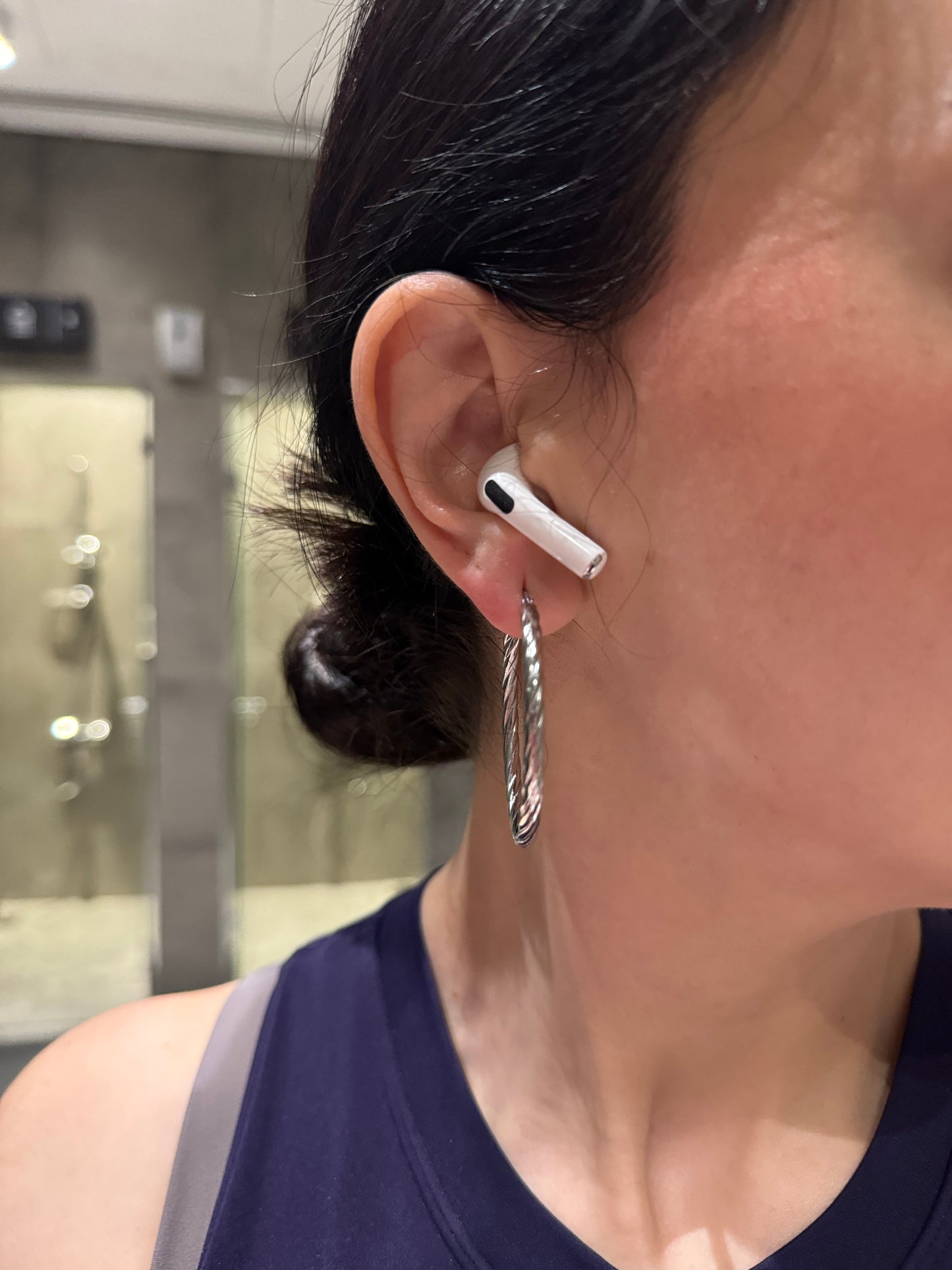 AMBER HOOP Earrings  - Waterproof - حلق امبر فضي كبير
