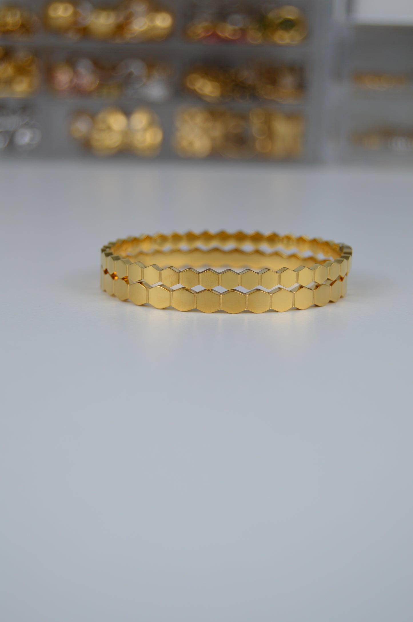THE BEE Chunky Bangle - Waterproof