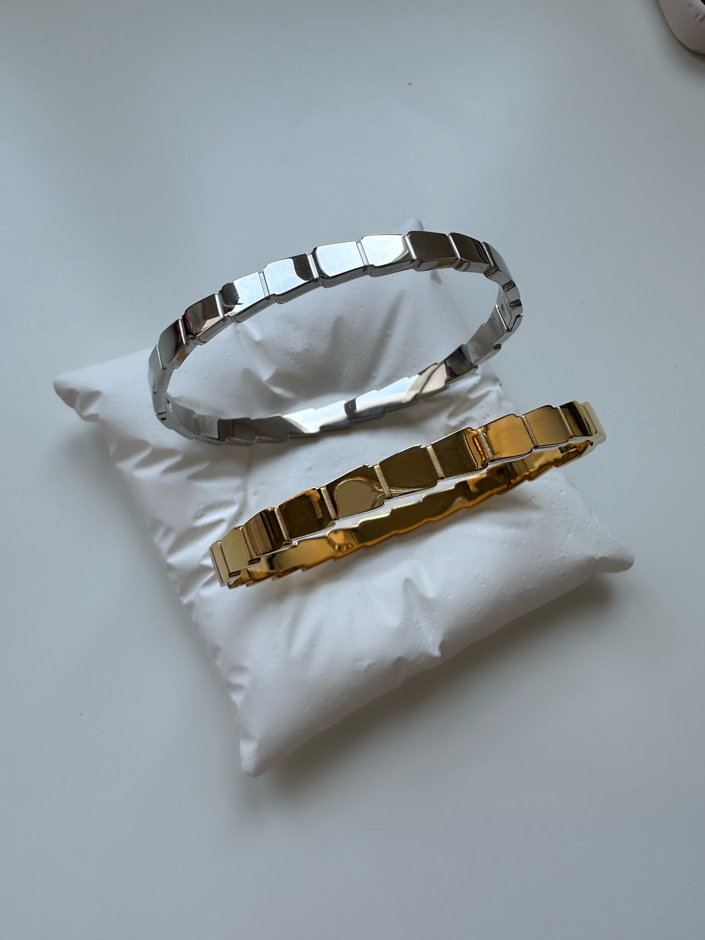 THE CEE Bangle - Waterproof