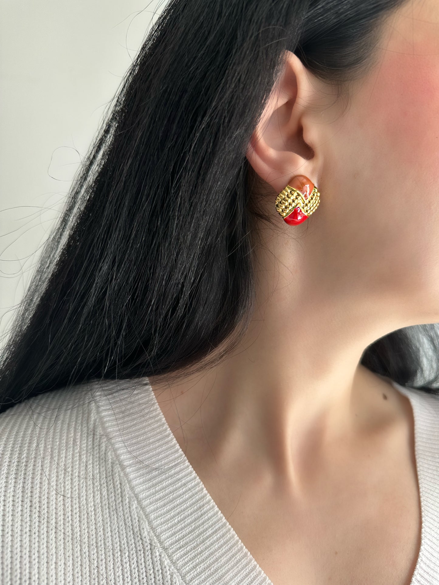 VALOR Earrings  - Waterproof -  حلق ڤالور