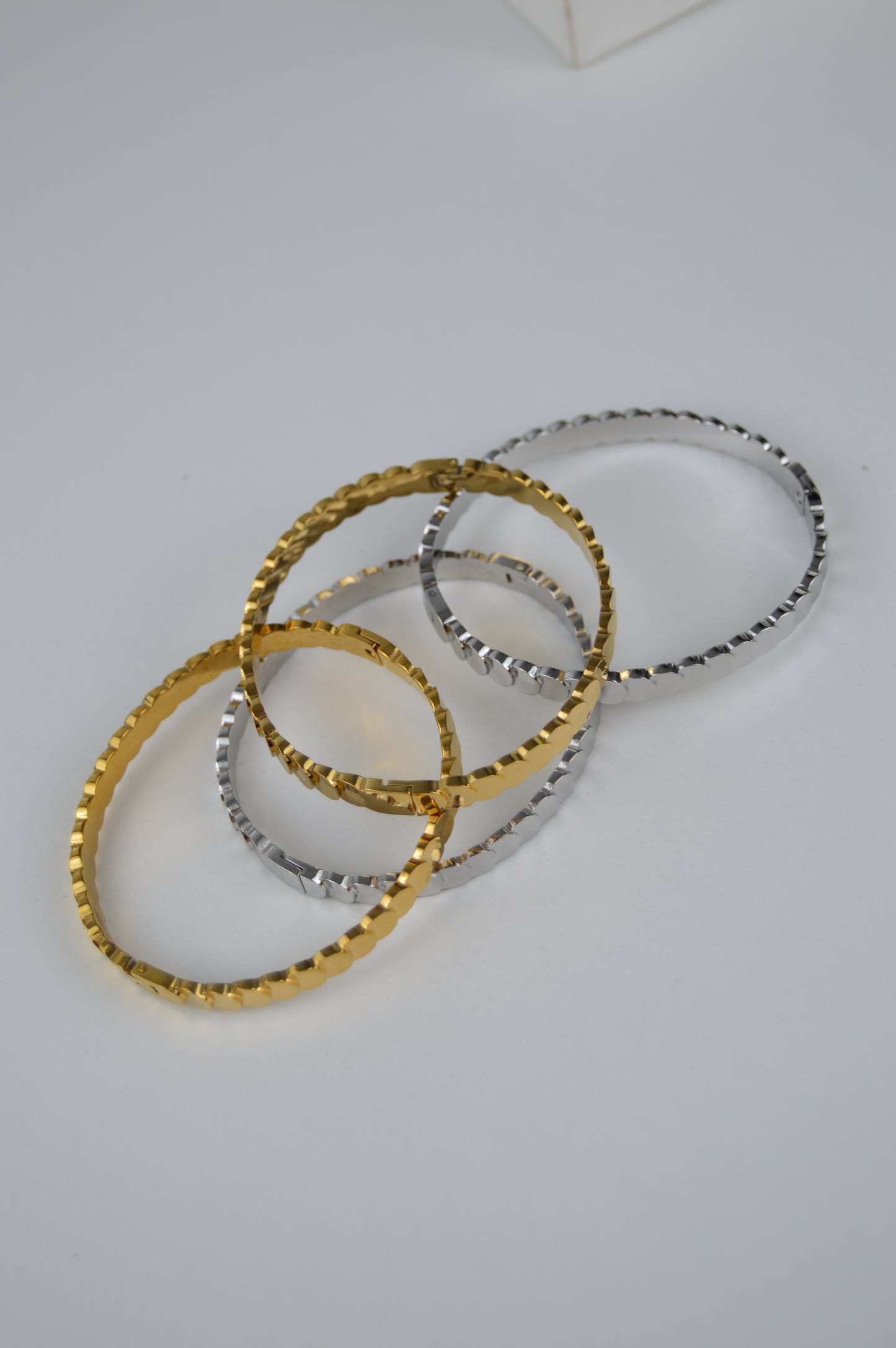 SOLARA Bangle - Waterproof - سوارة سولارا ذهبي