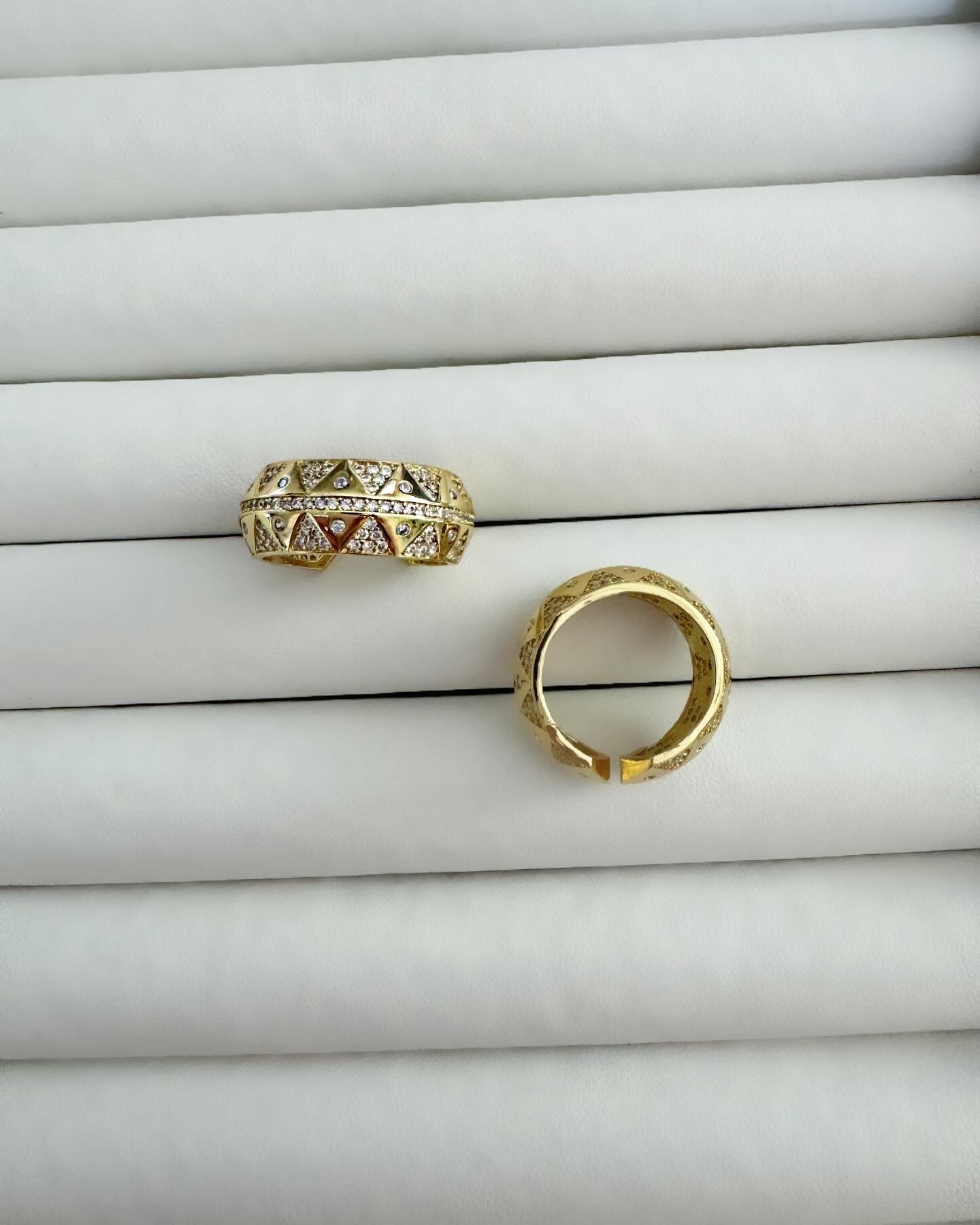 RIA Ring - Gold Color – MINIMALIST
