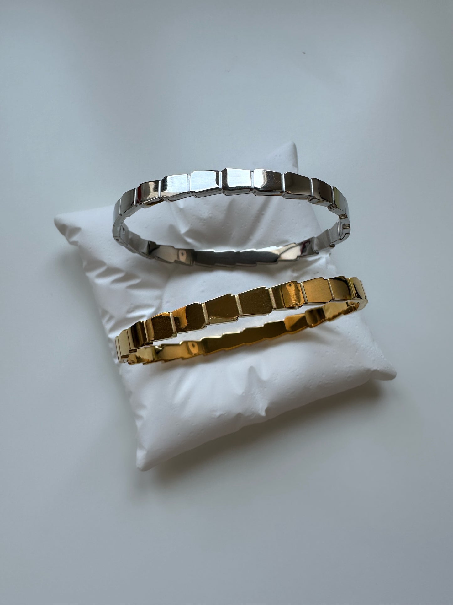 THE CEE Bangle - Waterproof