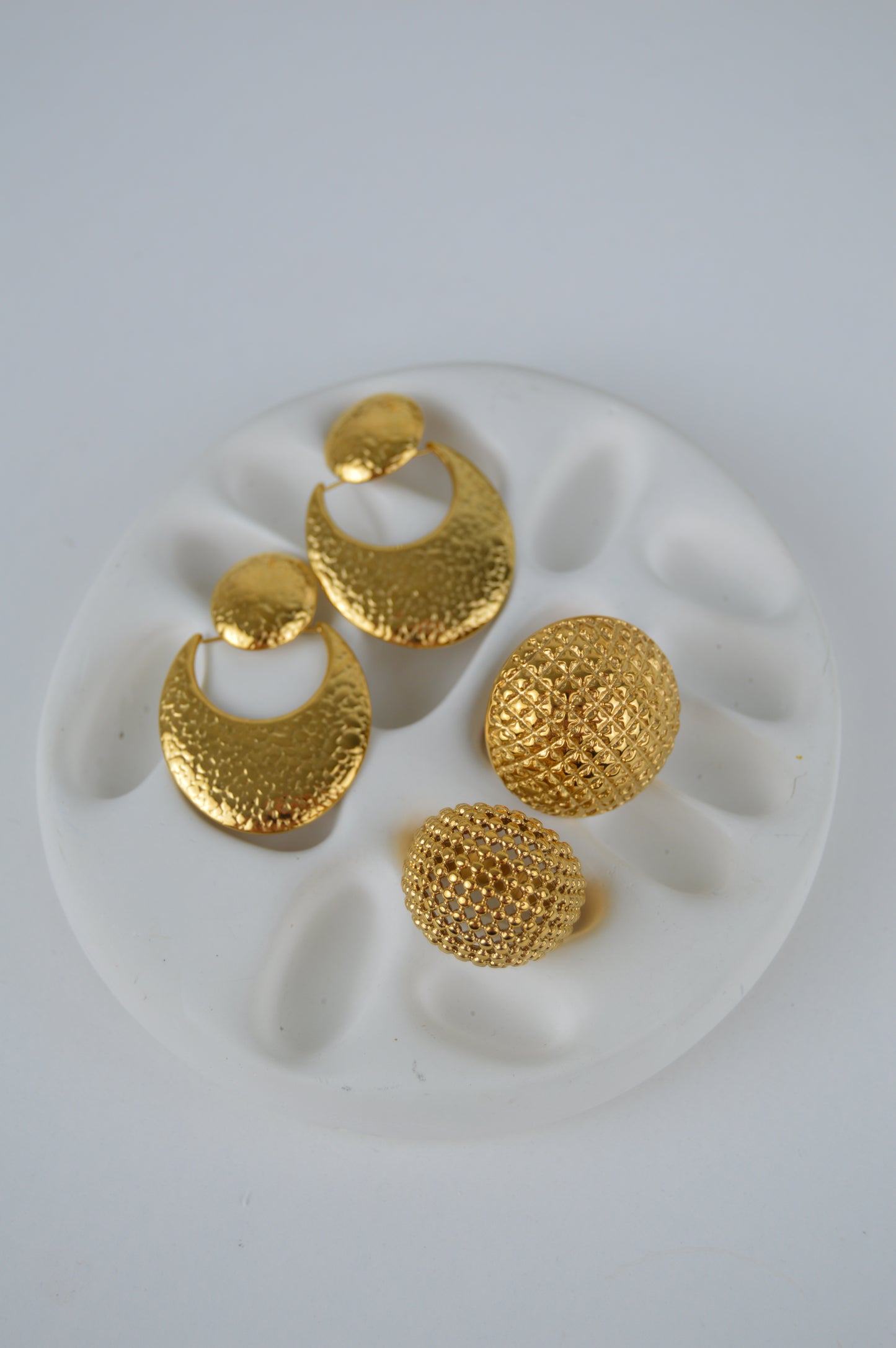 EIRA Earrings  - Waterproof- حلق اييرا