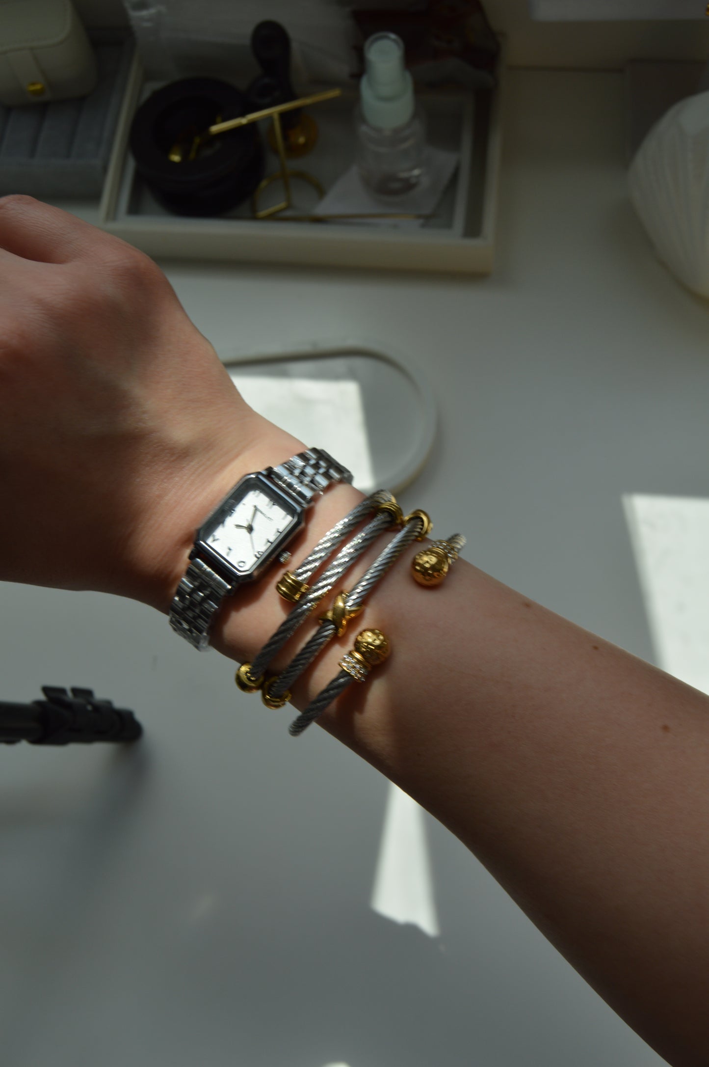 IVANKA UPPER CUFF Bangle - Waterproof- سوارة ايڤانكا