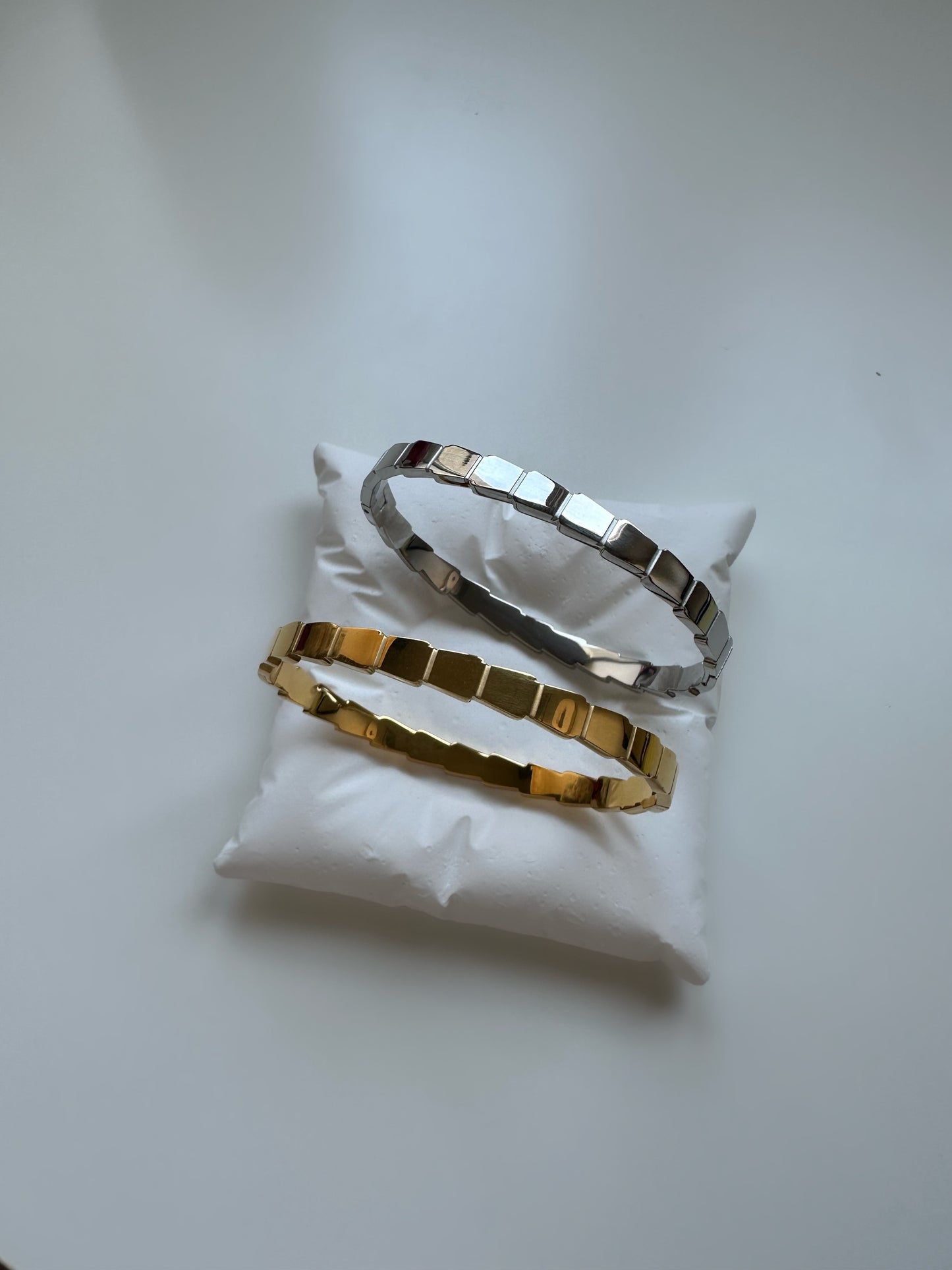 THE CEE Bangle - Waterproof