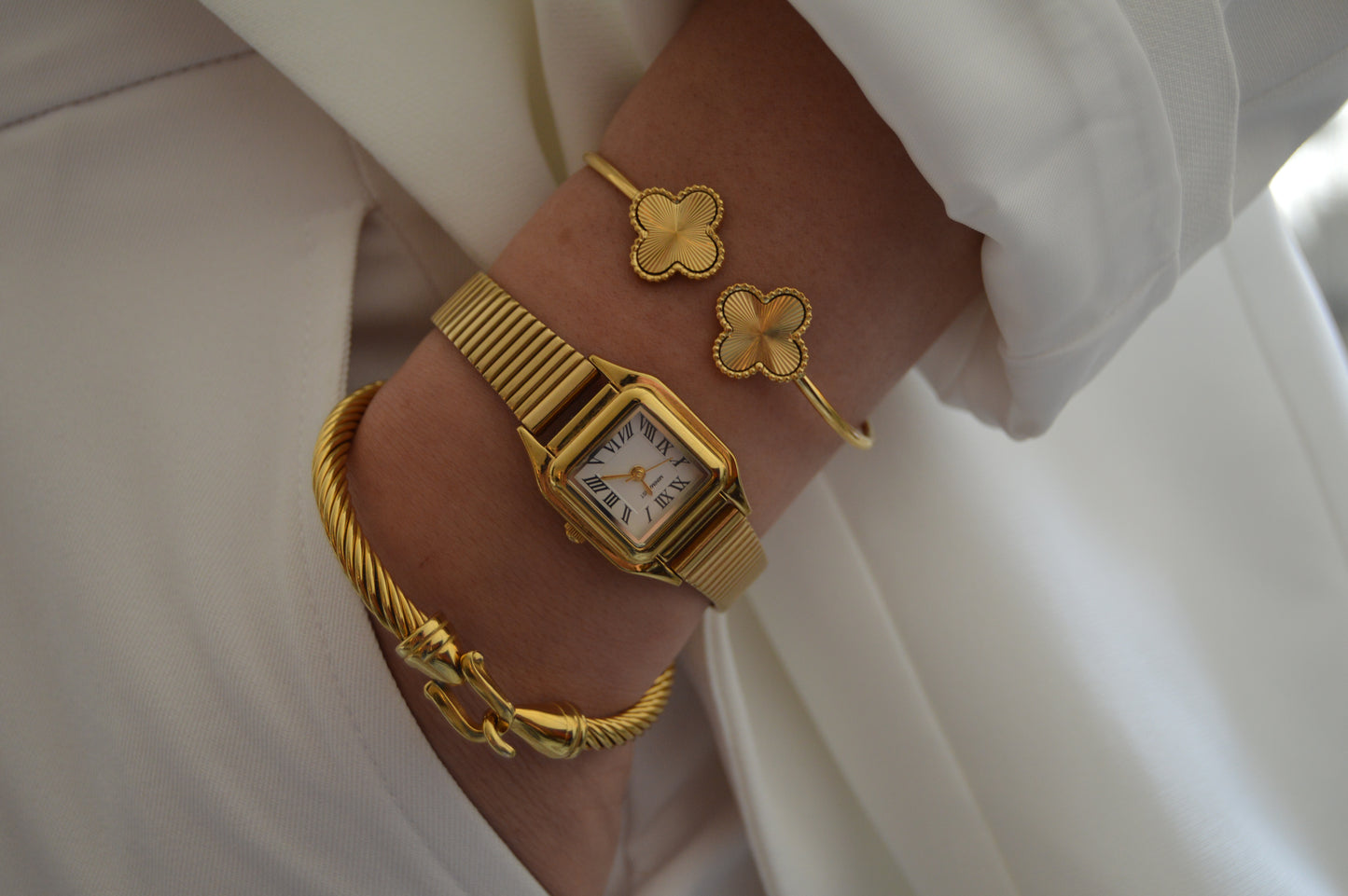 MINIMALIST S1 WATCH- بأرقام رومانية