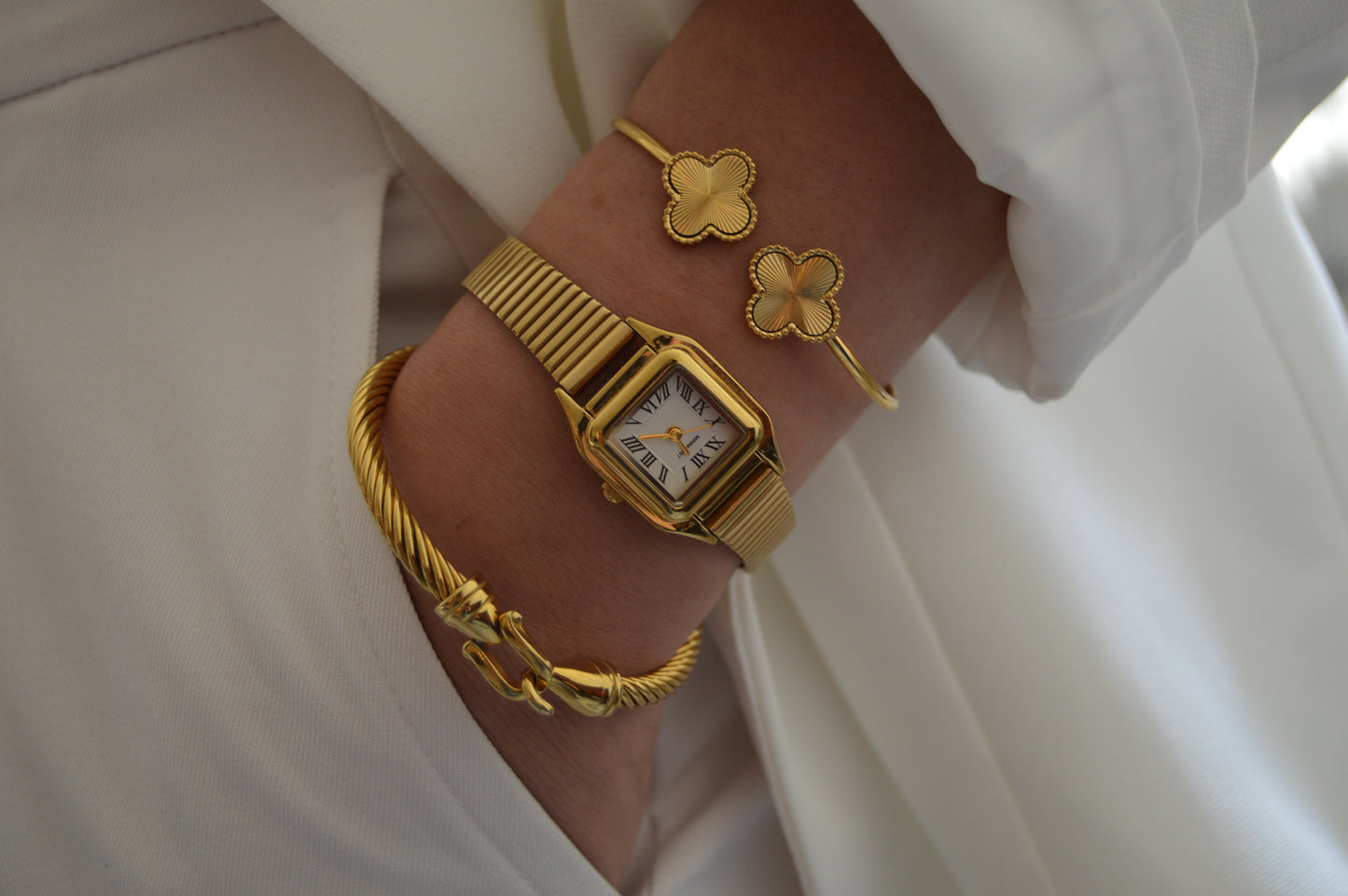 VERONA CUFF Bangle - Waterproof - سوارة ڤيرونا ذهبي