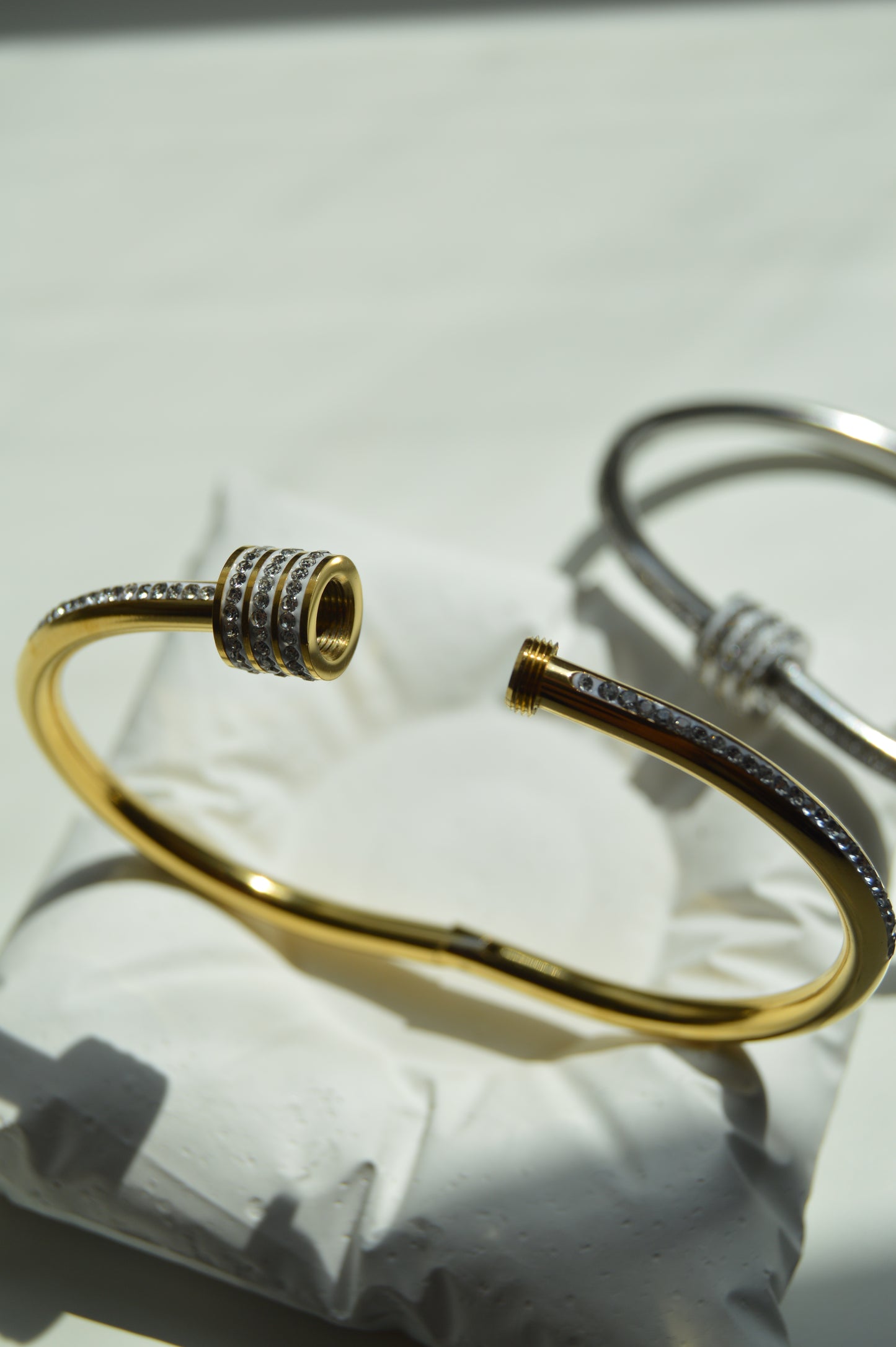 SERENA Bangle - Waterproof - سوارة سيرينا الذهبي