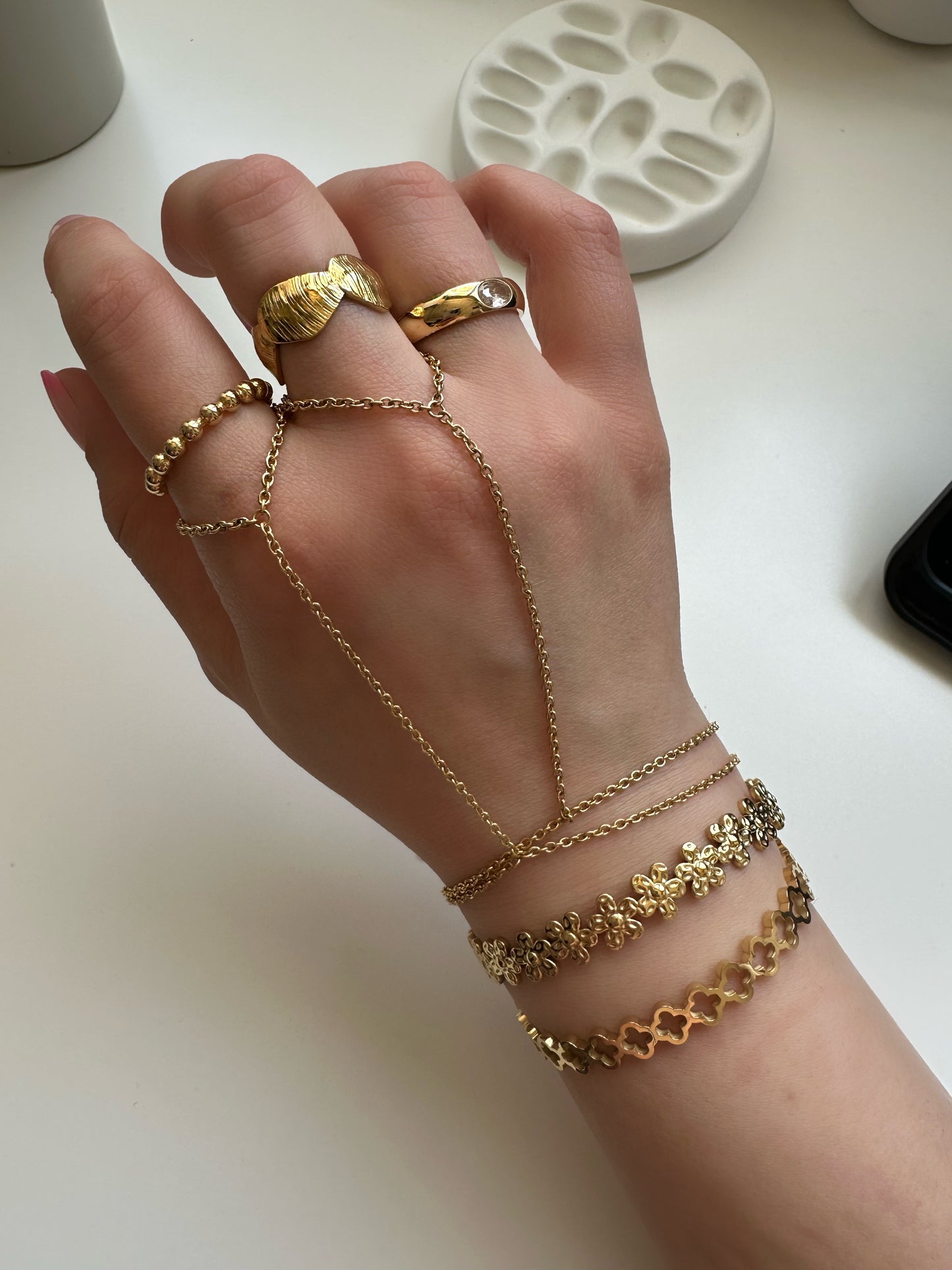 DAISIES CUFF Bangle - Waterproof - سوارة الزهور ديزي