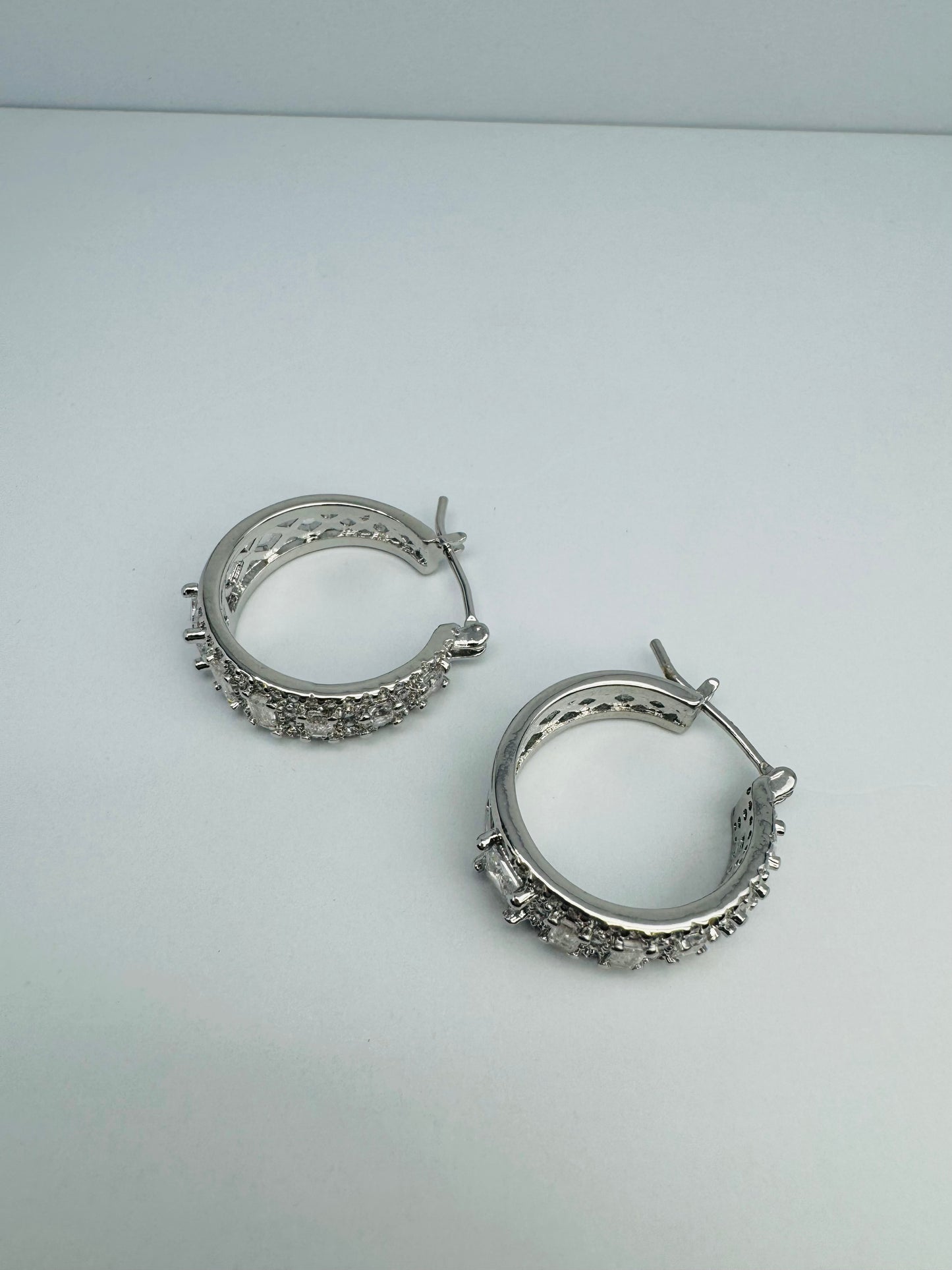 LILLY Earrings - Silver Color