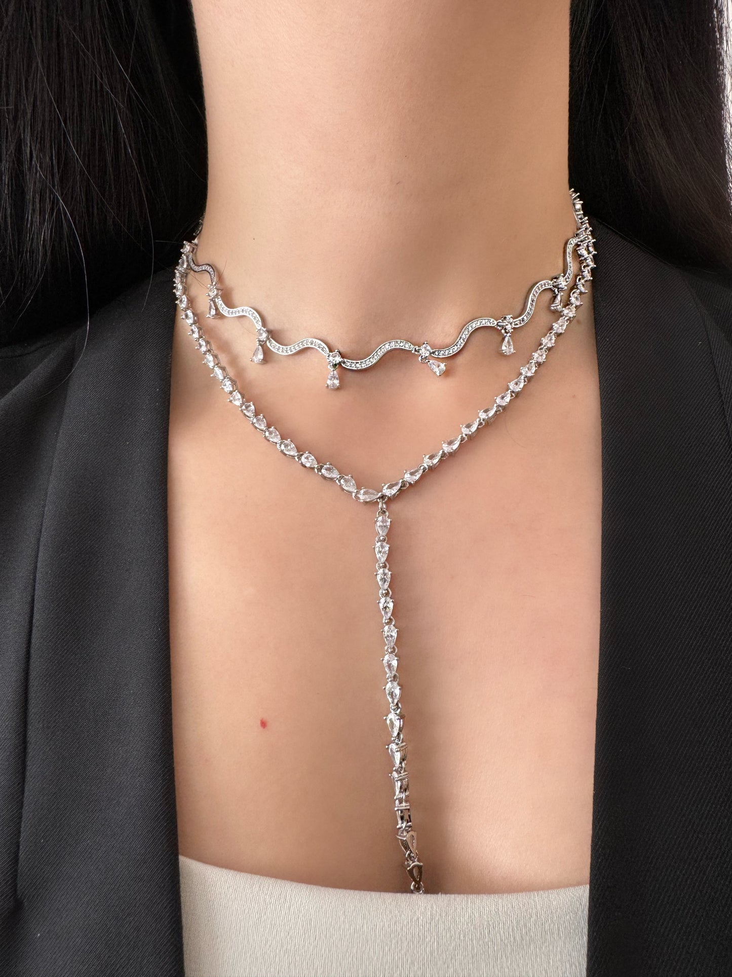 AMWAJ DROPS Necklace Silver