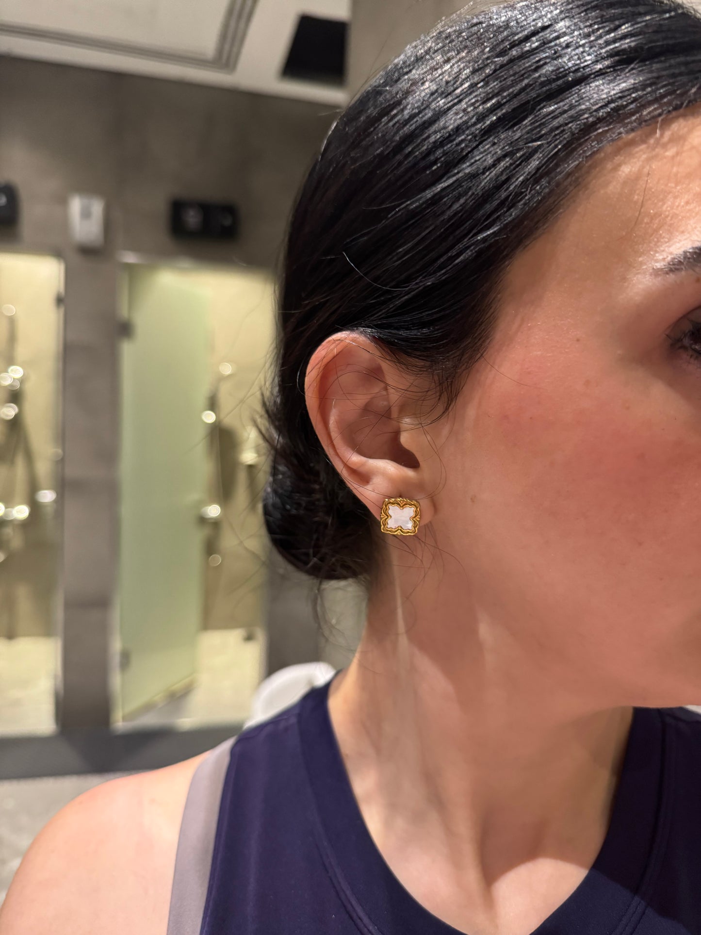 VIOLITTA WHITE Earrings - Waterproof - حلق ڤيوليتا
