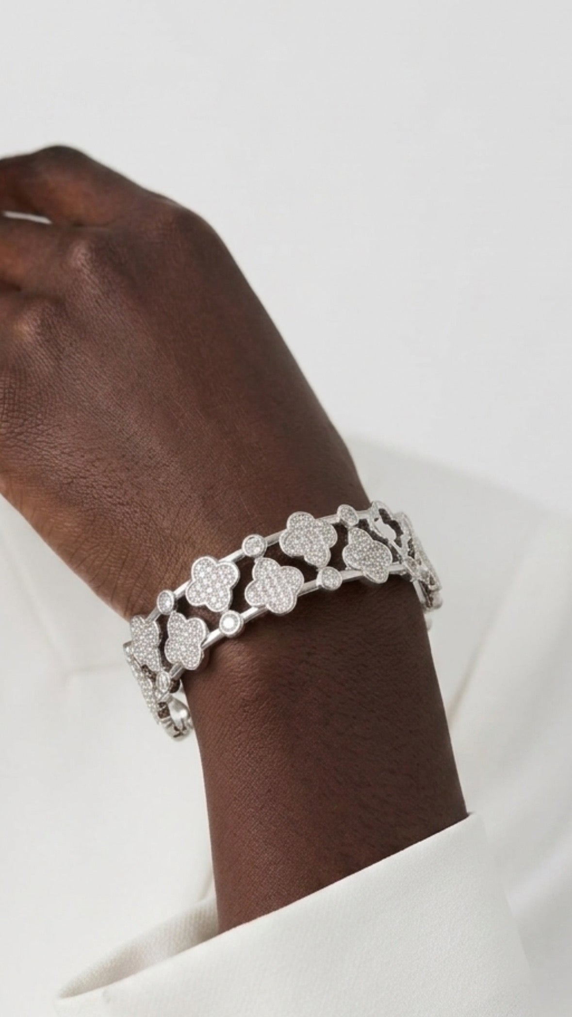 VELVET  Cuff Bangle