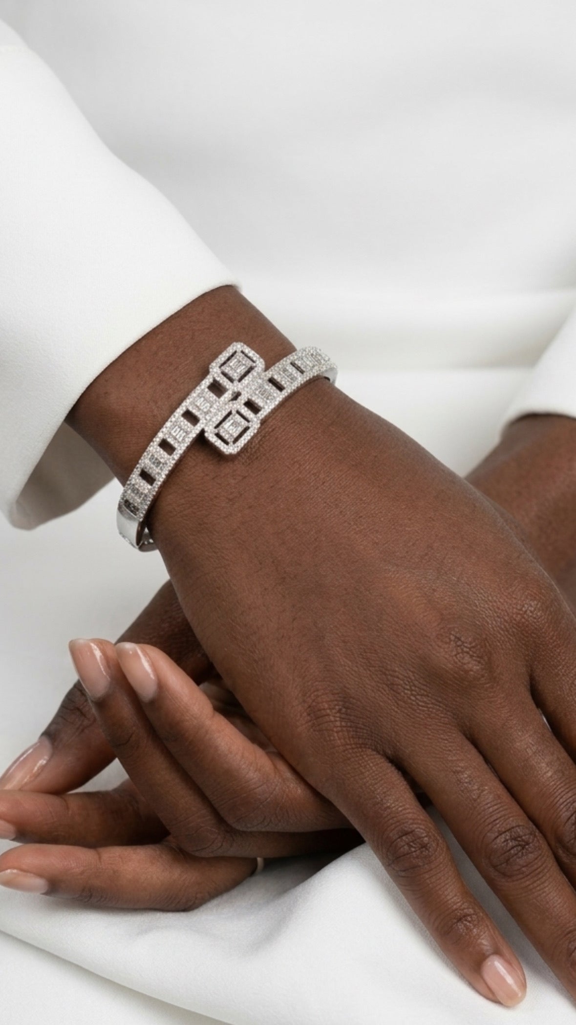 BRIANNA Bangle