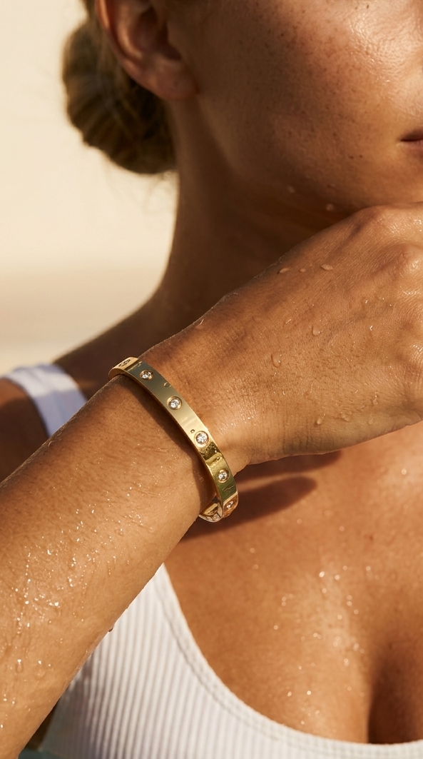 DHALIA BOLD Bangle - Waterproof - سوارة داليا عريض ذهبي