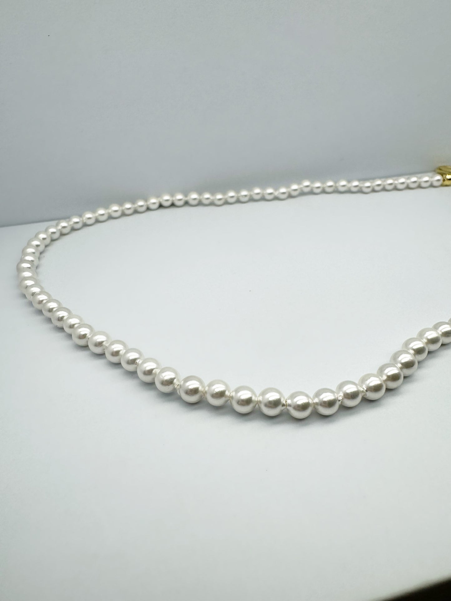 PEARLA Necklace