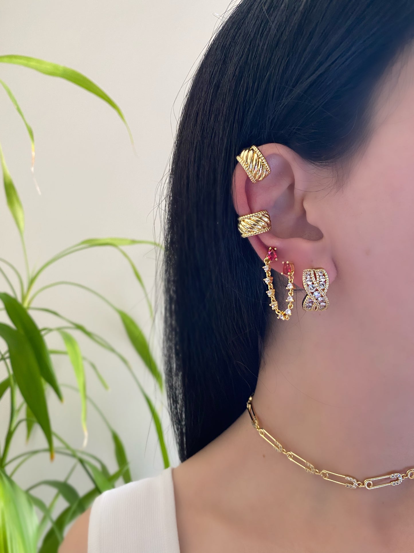 KAYA Ear-Hoop - Gold Color