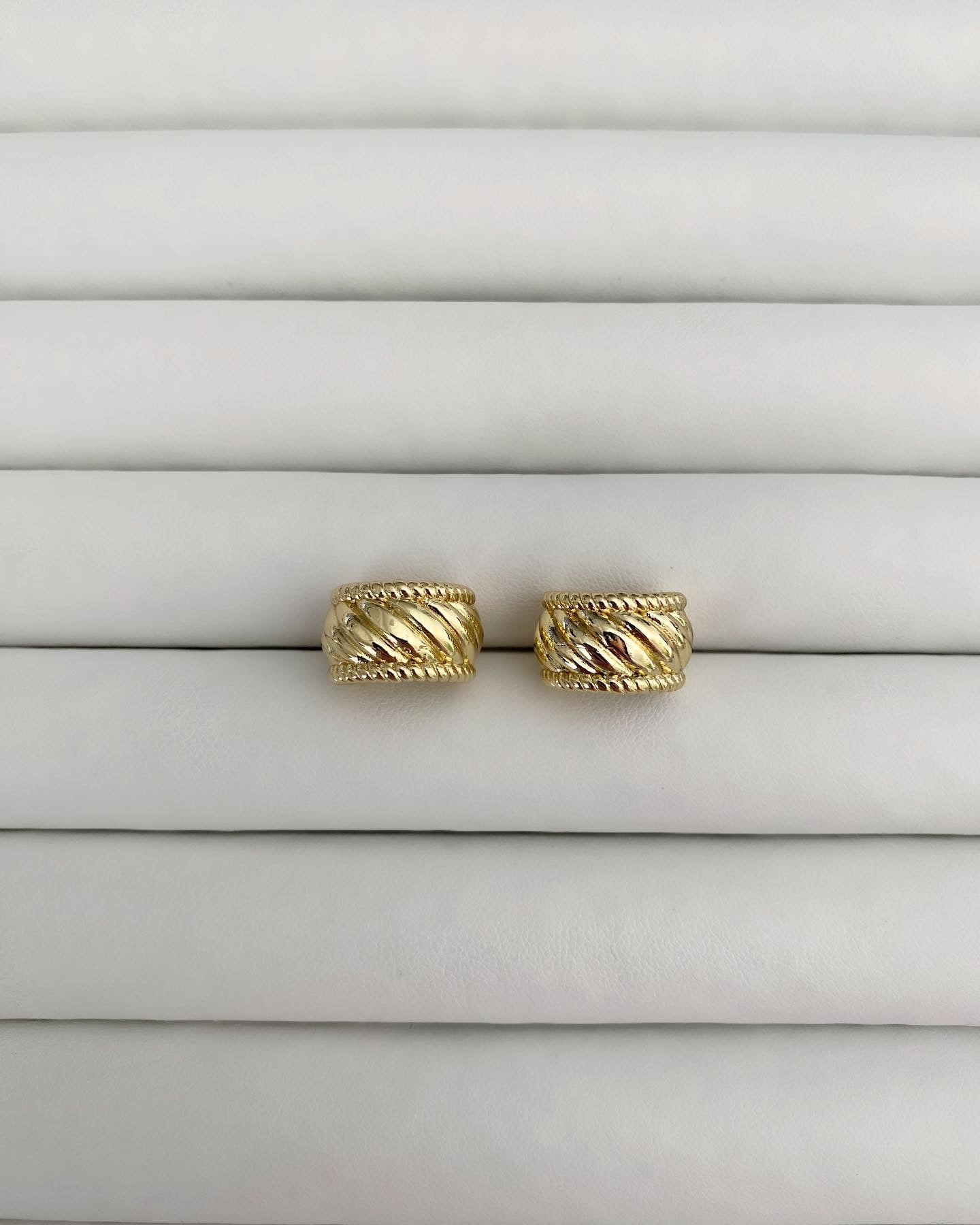 RING BOLD Earcuff- Bundle of 2 PIECES