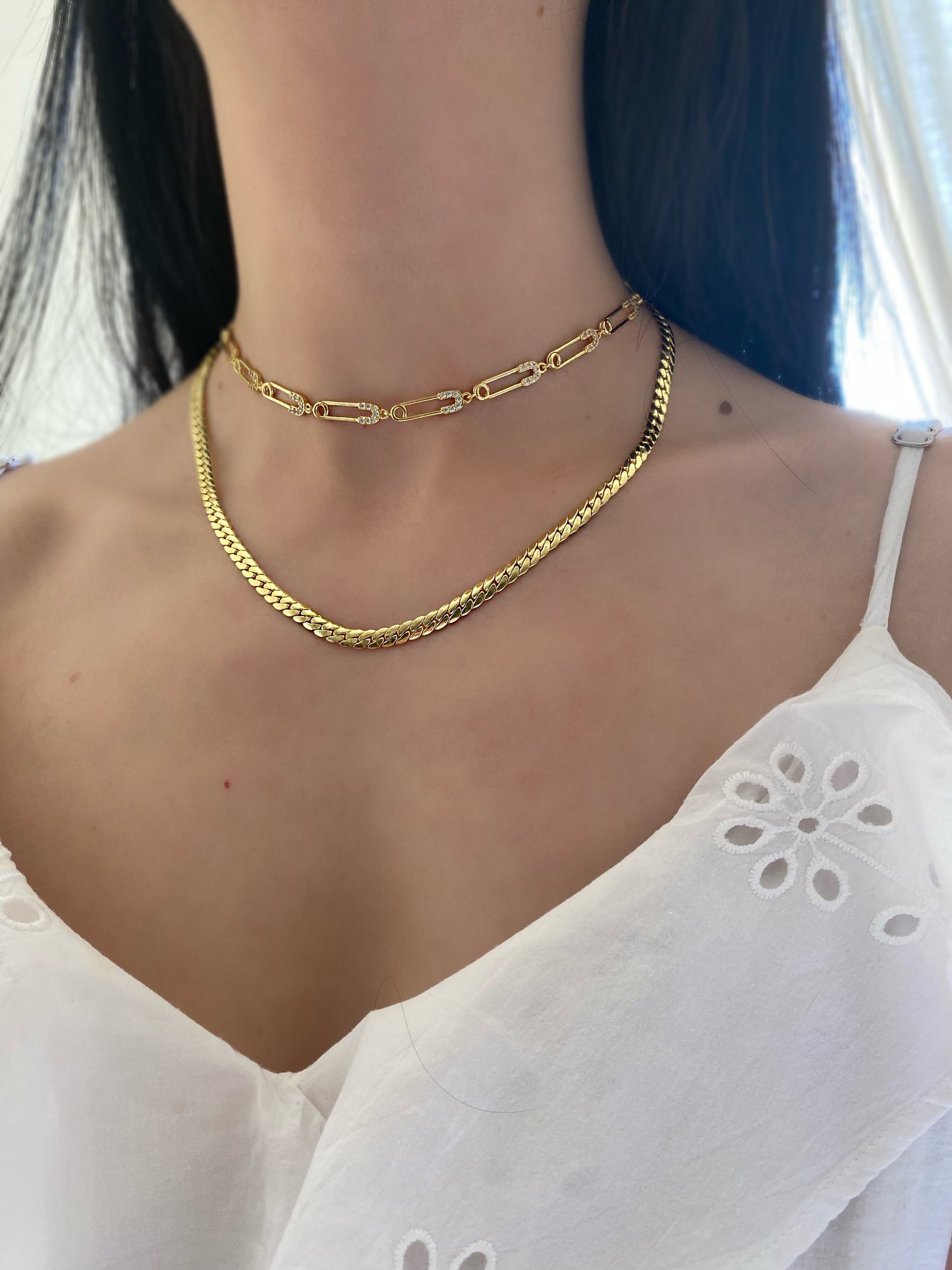 PINS Choker