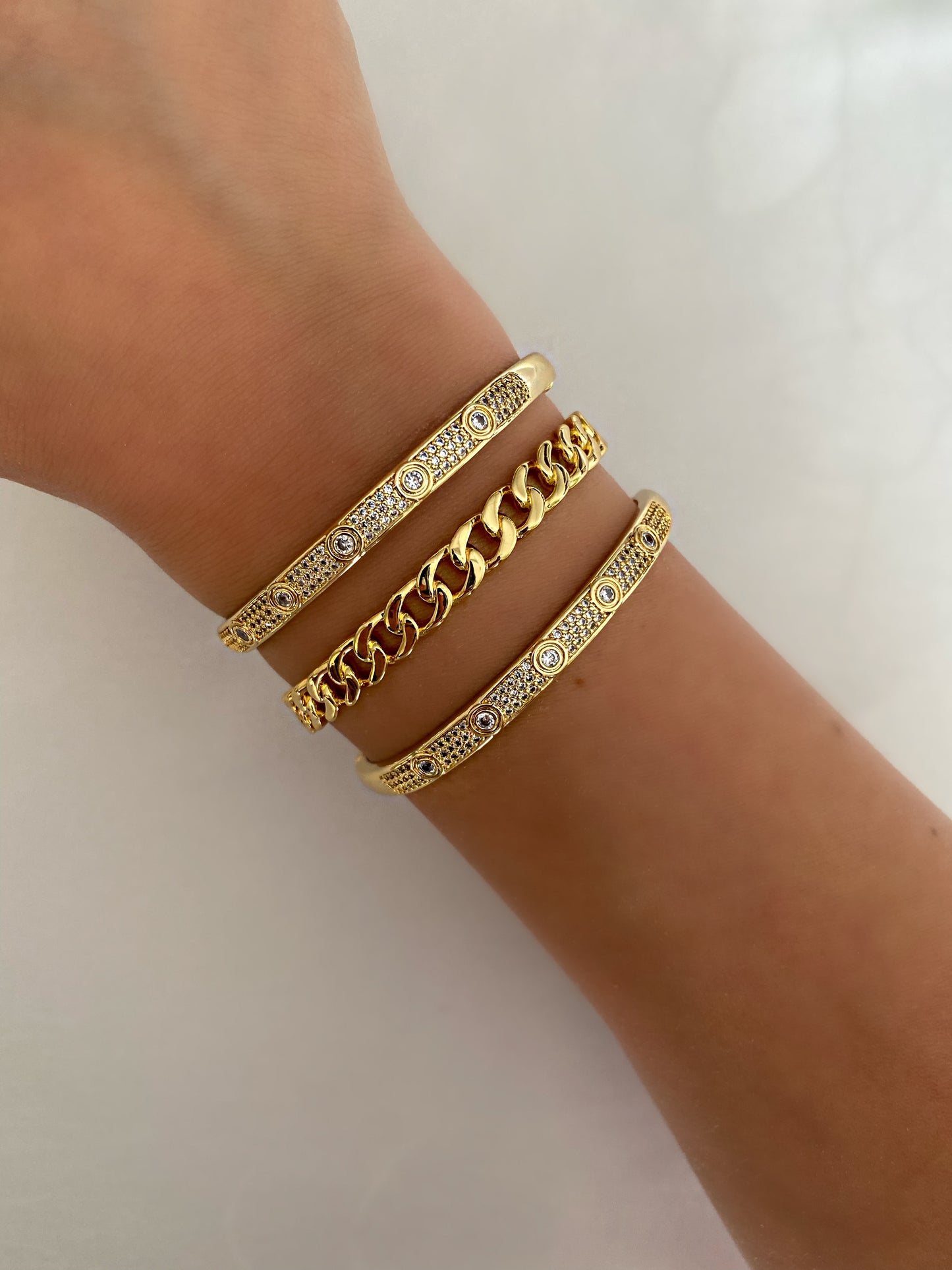 IVANNA Chain Cuff Bangle