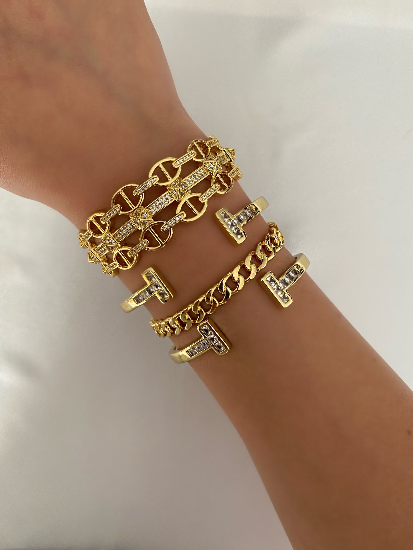 IVANNA Chain Cuff Bangle