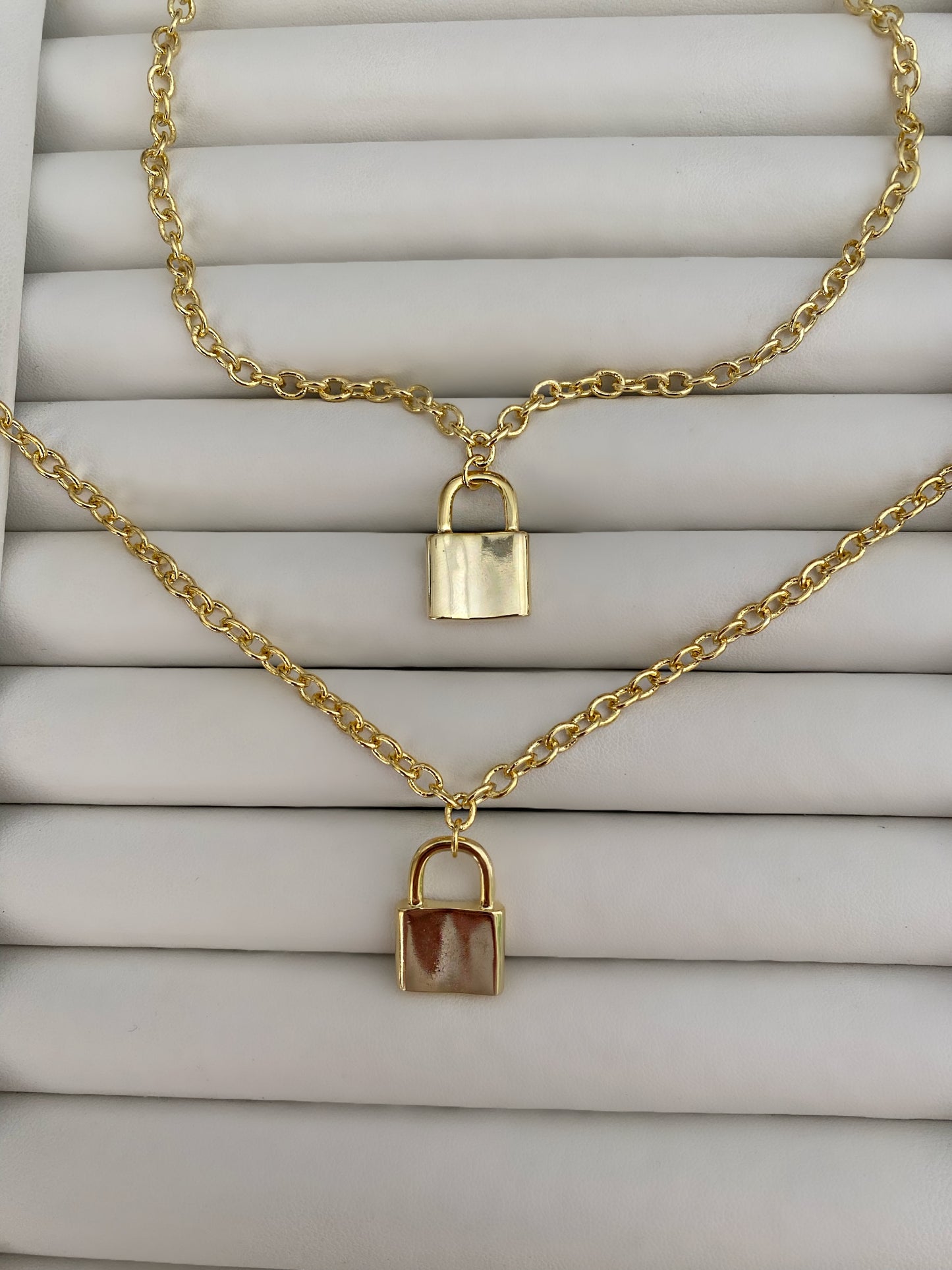 BIAN BOLD Lock Necklace