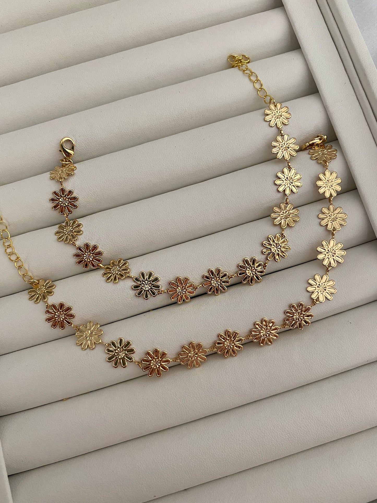 GOLDEN DAISIES Anklet